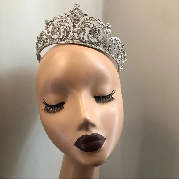 Vintage Embellishes Statement Tiara